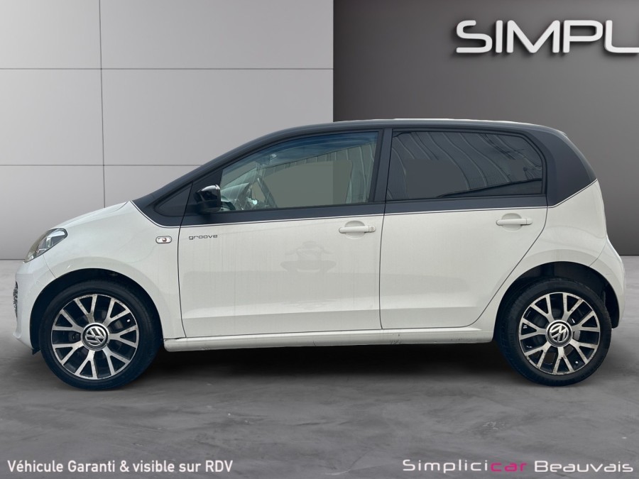 VOLKSWAGEN d'occasion UP! 2.0 1.0 75 GROOVE UP! BLUEMOTION TECHNOLOGY