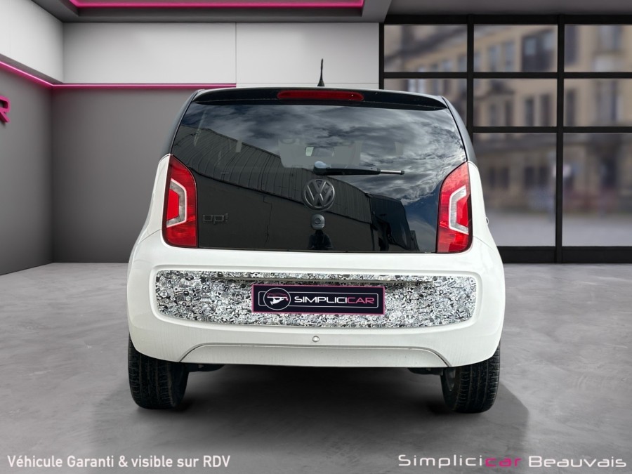 VOLKSWAGEN d'occasion UP! 2.0 1.0 75 GROOVE UP! BLUEMOTION TECHNOLOGY