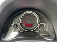 VOLKSWAGEN d'occasion UP! 2.0 1.0 75 GROOVE UP! BLUEMOTION TECHNOLOGY
