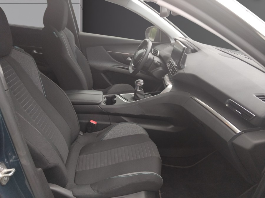 PEUGEOT d'occasion 5008 1.5 BHDI de 2023 Beauvais (60)﻿
