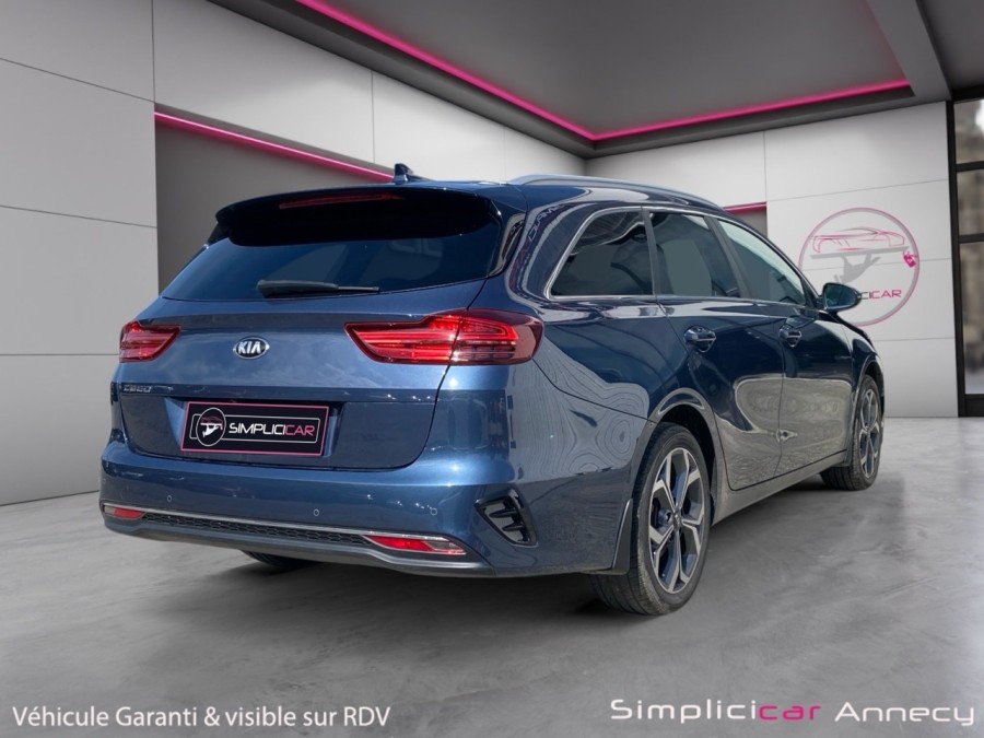 KIA d'occasion CEE-D KIA CEED SW 1.6 CRDI 136ch de 2020 Annecy (74)﻿