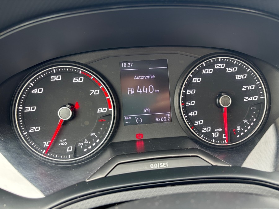 SEAT d'occasion IBIZA 1.0 TSI 95 BUSINESS PH2 de 2022 Besançon (25)﻿