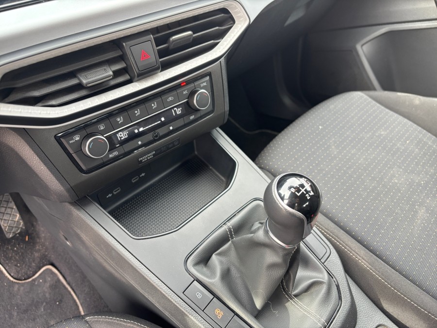 SEAT d'occasion IBIZA 1.0 TSI 95 BUSINESS PH2 de 2022 Besançon (25)﻿
