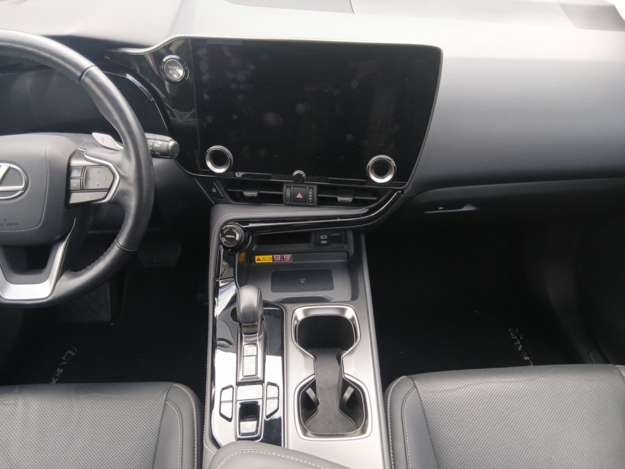 LEXUS d'occasion NX 450H+ 4WD EXECUTIVE de 2022 Beauvais (60)﻿
