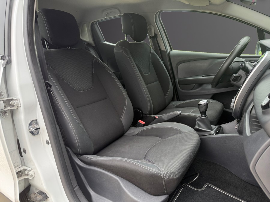 RENAULT d'occasion CLIO IV 1.5 DCI 90 BUSINESS de 2018 Poitiers (86)﻿