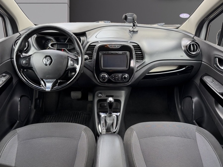 RENAULT d'occasion CAPTUR I 1.2 TCE 120 PURE EDC de 2015 Montreuil