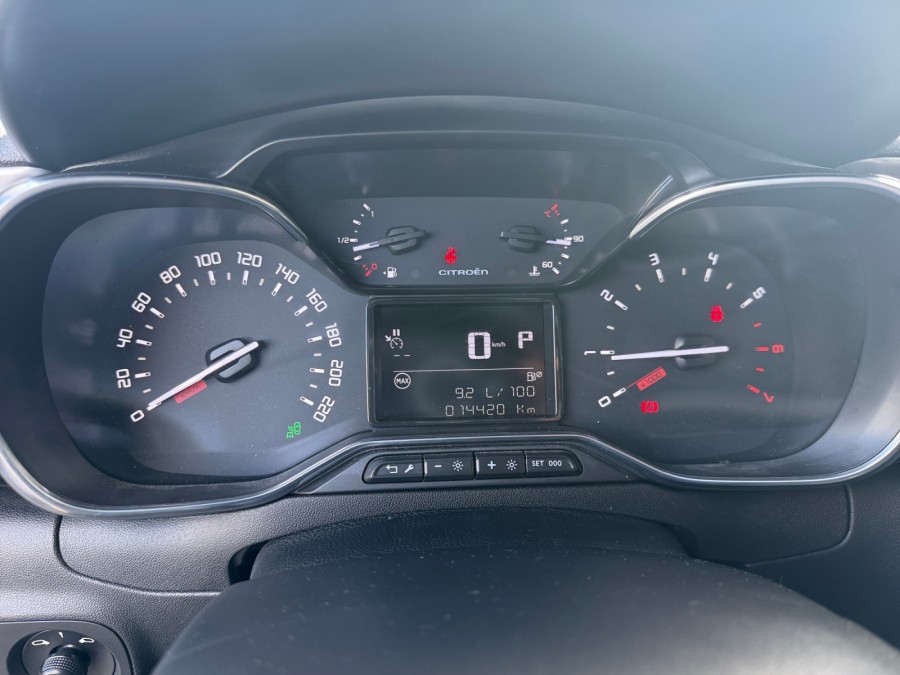 CITROEN d'occasion C3 III 1.2 PURE TECH 110 SHINE de 2018 Vannes (56)﻿