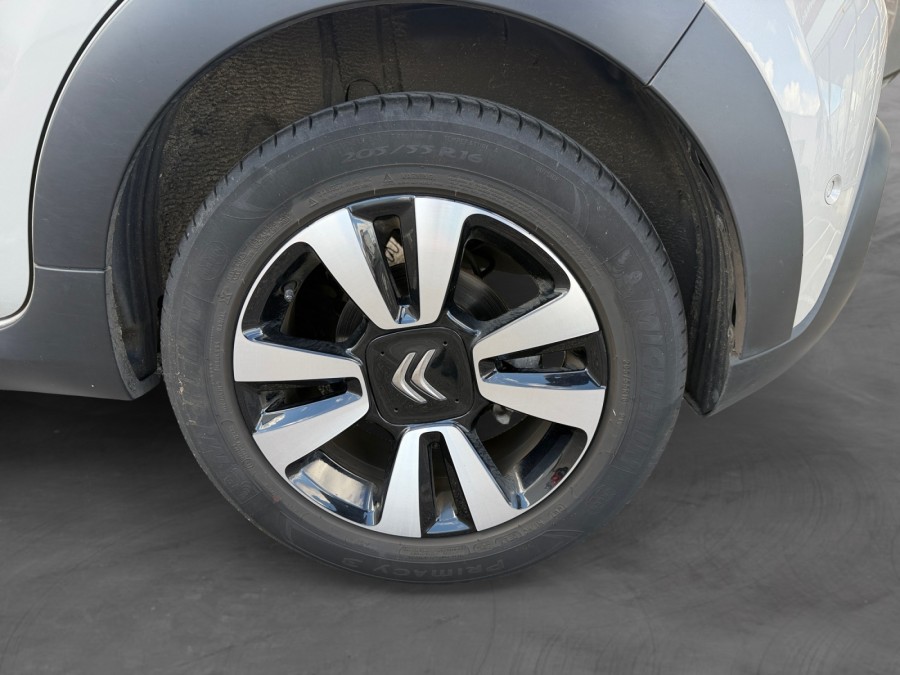 CITROEN d'occasion C3 III 1.2 PURE TECH 110 SHINE de 2018 Vannes (56)﻿