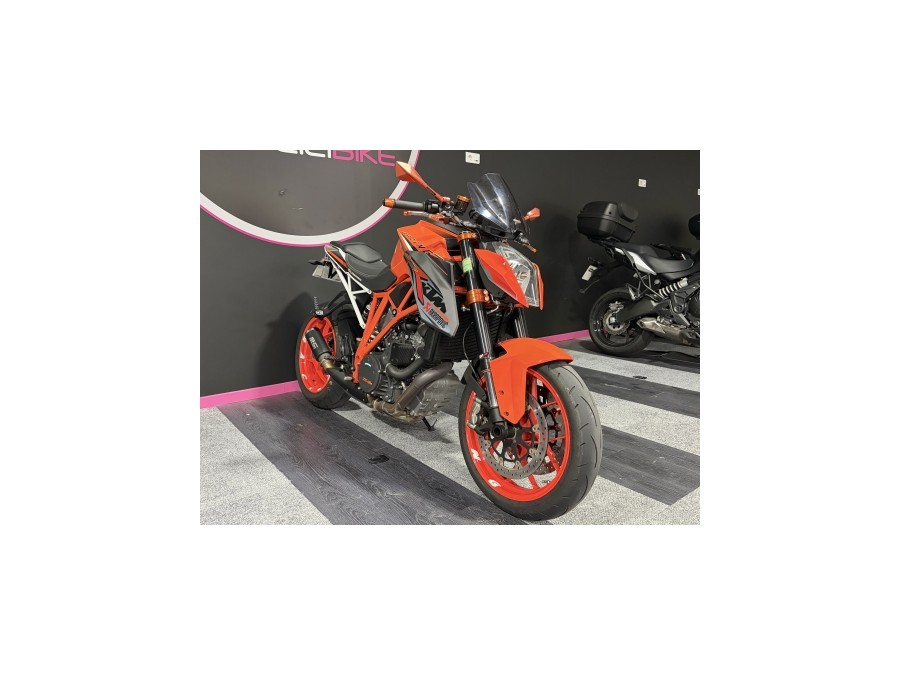 KTM d'occasion 1290SDGT Superduke 1290 de 2016 Lyon Ouest (69)﻿
