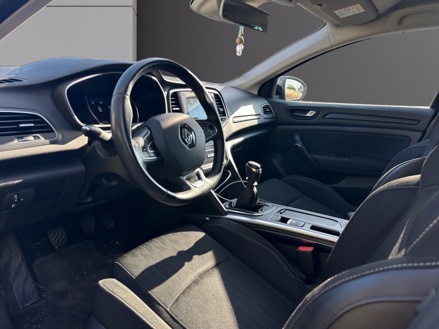 RENAULT d'occasion MEGANE IV LIMITED 115ch 1.3 de 2019 Salon de