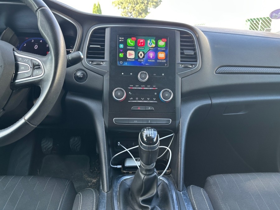 RENAULT d'occasion MEGANE IV LIMITED 115ch 1.3 de 2019 Salon de