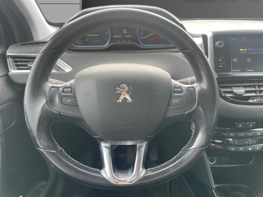 PEUGEOT d'occasion 2008 1.2 110 ch Allure de 2018 Royan (17)﻿