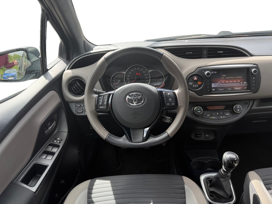 TOYOTA d'occasion YARIS YARIS 1.3 VVTI 100 COLLECTION de 2017 Les