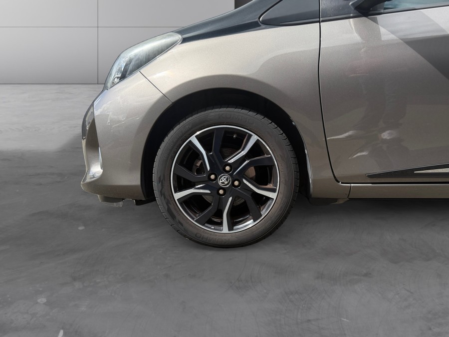 TOYOTA d'occasion YARIS YARIS 1.3 VVTI 100 COLLECTION de 2017 Les