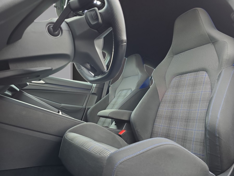 VOLKSWAGEN d'occasion GOLF VIII 1.4 E-HYBRID OPF 245 GTE DSG de 2022