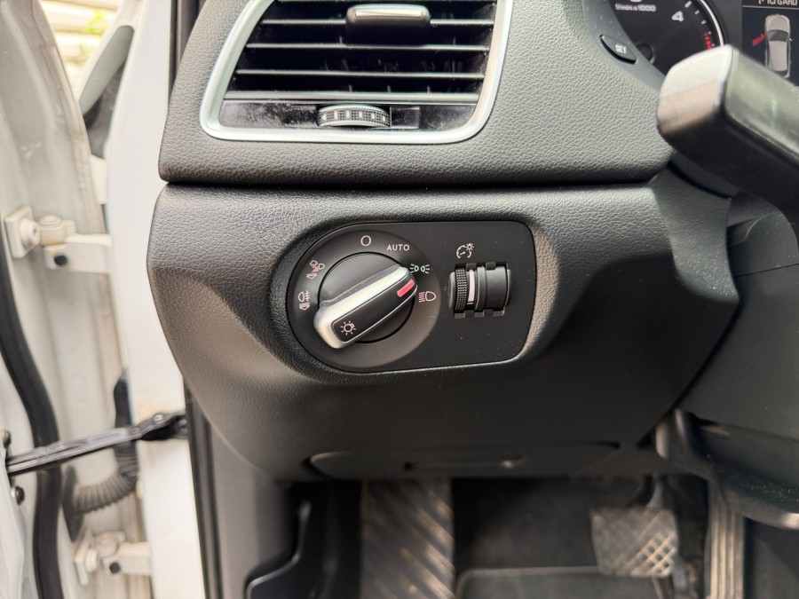 AUDI d'occasion Q3 2.0 TDI 150 S LINE QUATTRO S TRONIC de 2015 Nîmes
