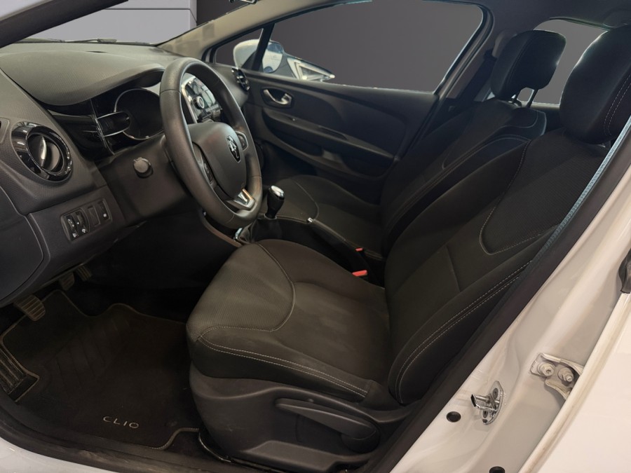 RENAULT d'occasion CLIO IV 0.9 TCE 90 GENERATION de 2019 Andrezieux