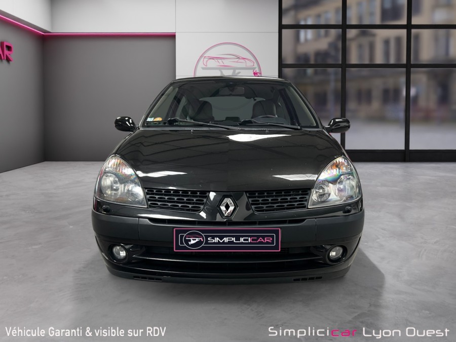RENAULT d'occasion CLIO Initiale 1.6 16V de 2003 Lyon Ouest (69)﻿