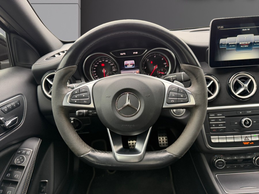 MERCEDES d'occasion CLASSE GLA GLA 220 D 177 ch WhiteArt Edition 7-G