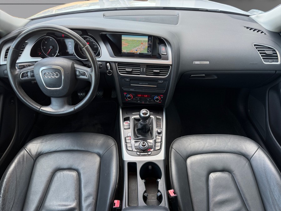 AUDI d'occasion A5 2.0 TDI de 2009 Toulon Est (83)﻿