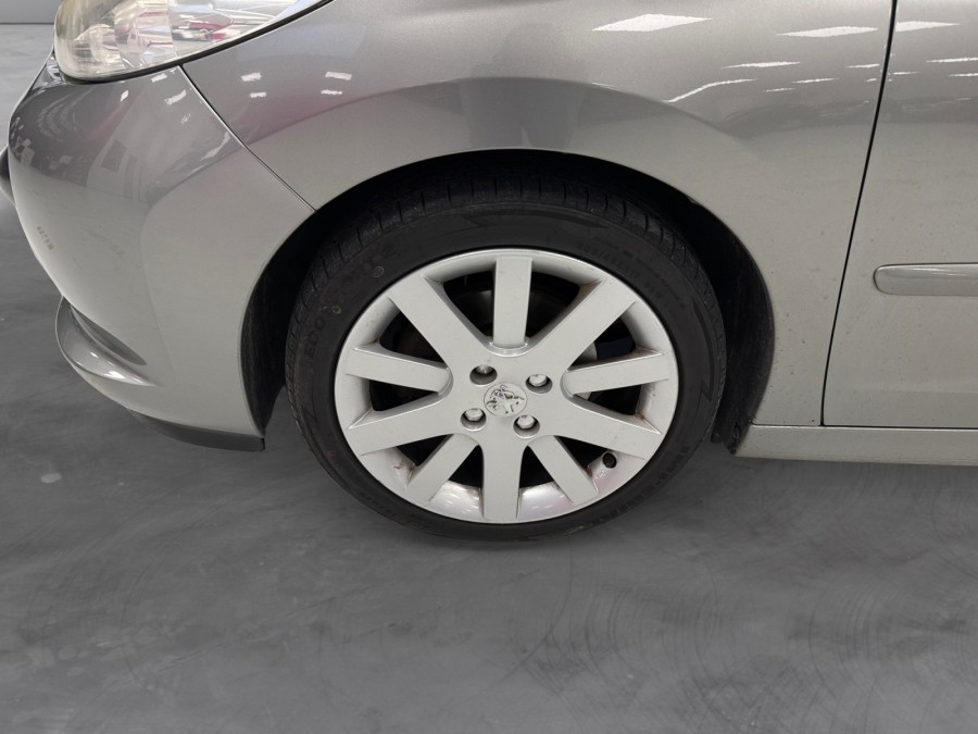 PEUGEOT d'occasion 207 CC 1.6 HDI SPORT de 2008 Amiens (80)﻿