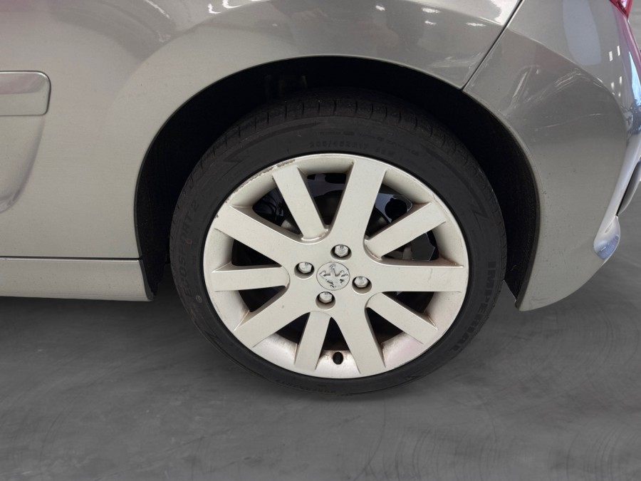 PEUGEOT d'occasion 207 CC 1.6 HDI SPORT de 2008 Amiens (80)﻿