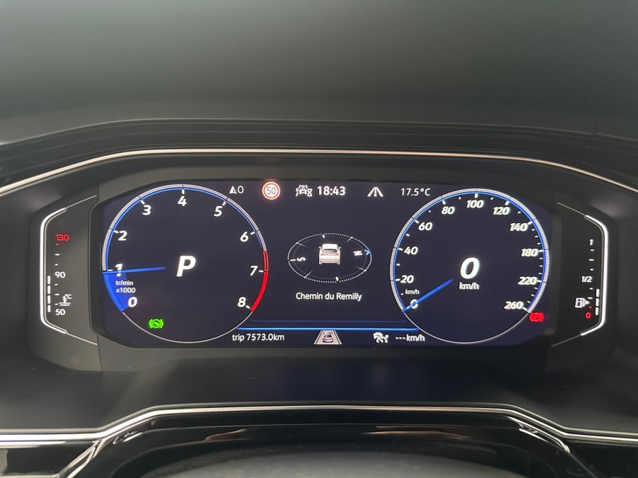 VOLKSWAGEN d'occasion TAIGO 1.0 TSI 110 R-LINE de 2022 Lorient (56)﻿