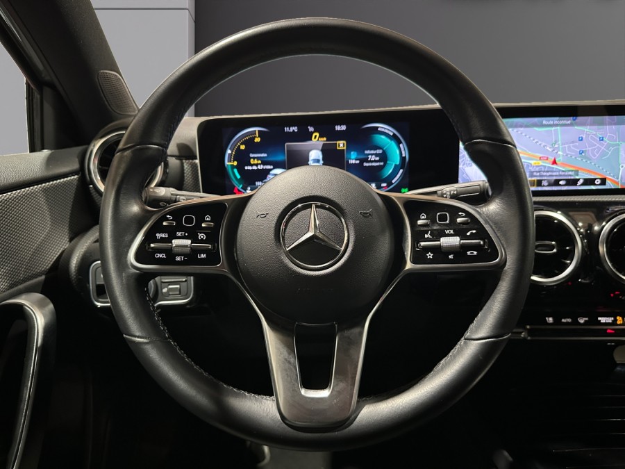 MERCEDES d'occasion CLASSE A A180 D PROGRESSIVE LINE 7G-DCT de 2020