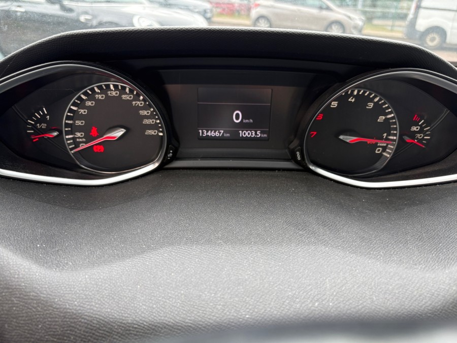 PEUGEOT d'occasion 308 1.6 THP 125 ACTIVE de 2013 Orgeval Verneuil