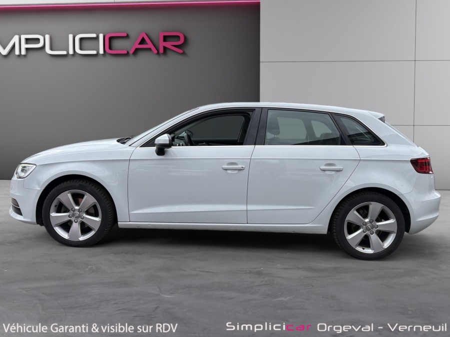 AUDI d'occasion A3 Sportback 1.6 TDI 110 AMBIENTE S TRONIC de 2015