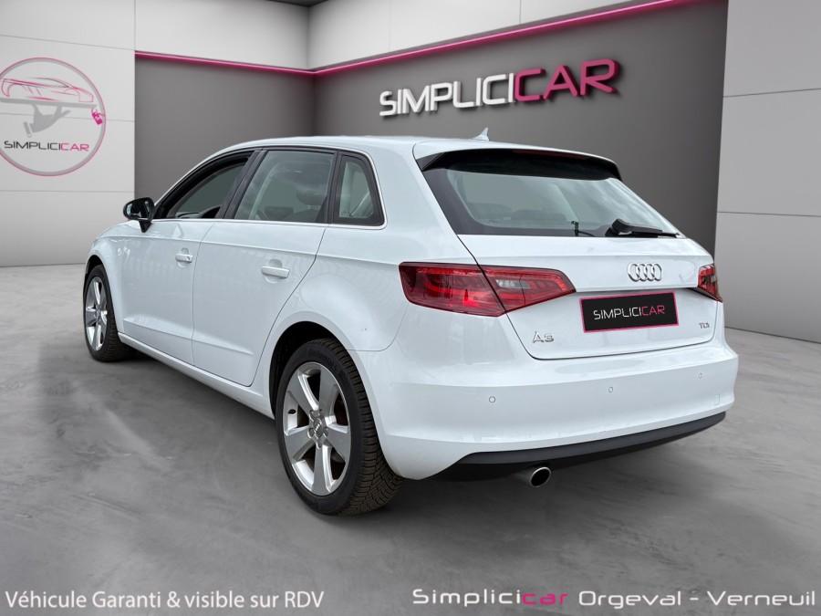 AUDI d'occasion A3 Sportback 1.6 TDI 110 AMBIENTE S TRONIC de 2015