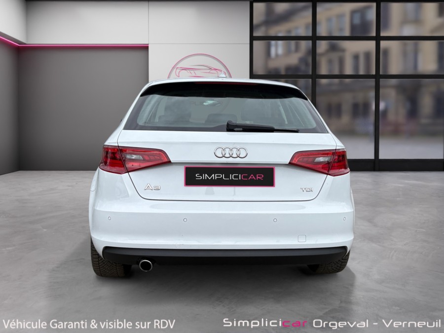AUDI d'occasion A3 Sportback 1.6 TDI 110 AMBIENTE S TRONIC de 2015