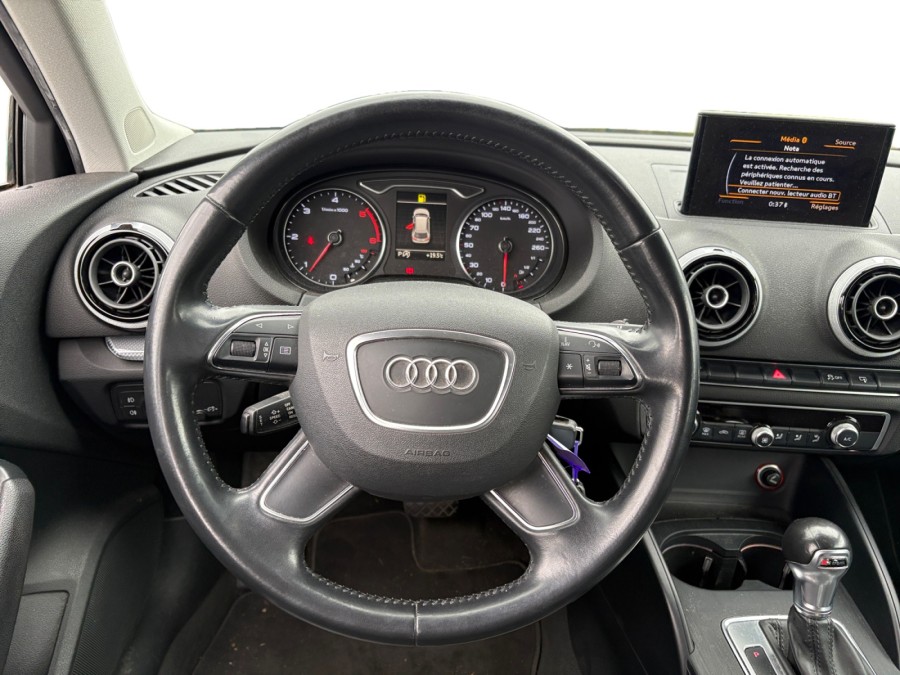 AUDI d'occasion A3 Sportback 1.6 TDI 110 AMBIENTE S TRONIC de 2015