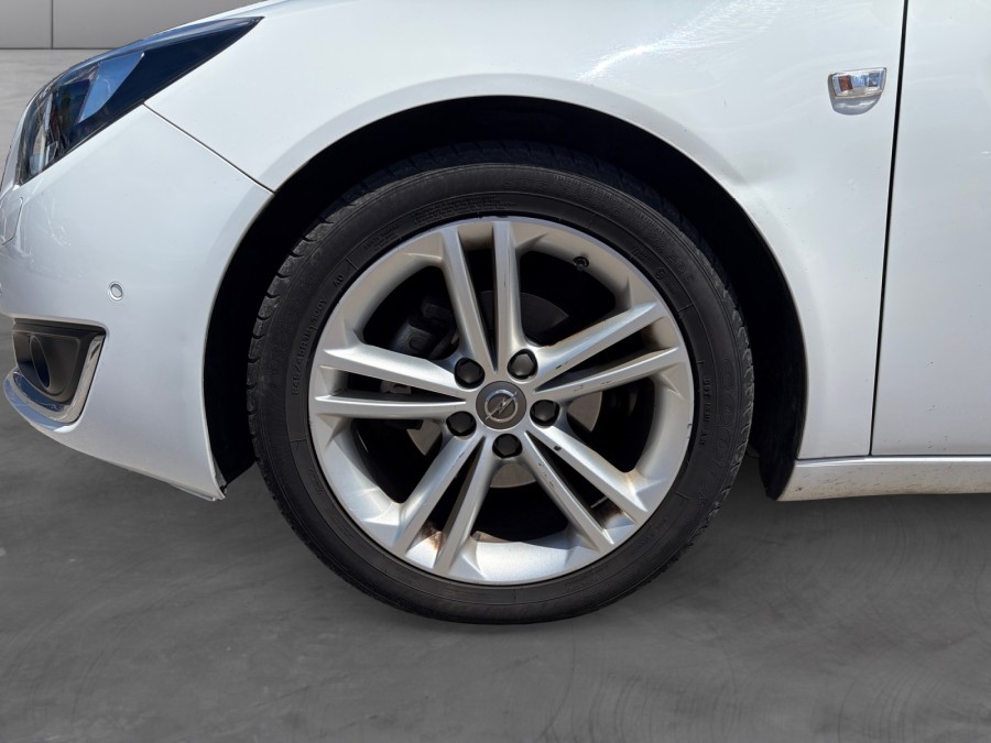 OPEL d'occasion INSIGNIA A 2.0 CDTI 170 COSMO PACK de 2015 Limoges