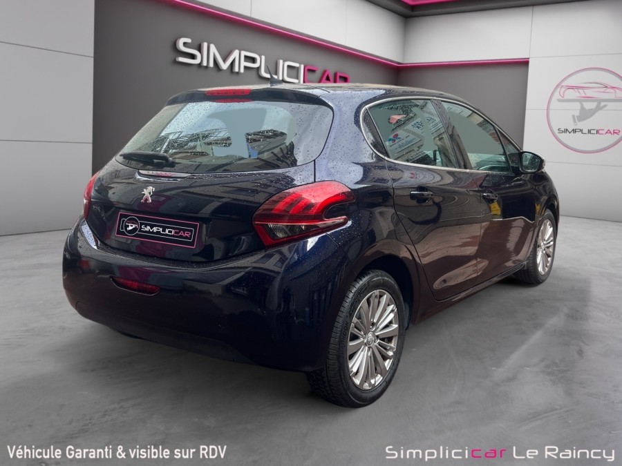 PEUGEOT d'occasion 208 208 1.6 BLUE HDI 100 Allure de 2017 Le Raincy