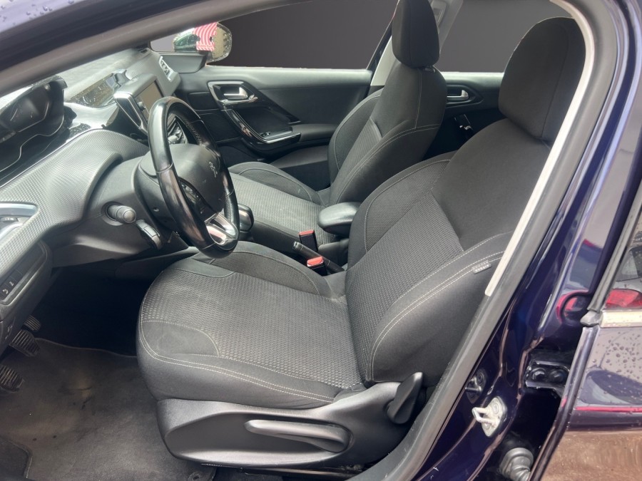 PEUGEOT d'occasion 208 208 1.6 BLUE HDI 100 Allure de 2017 Le Raincy