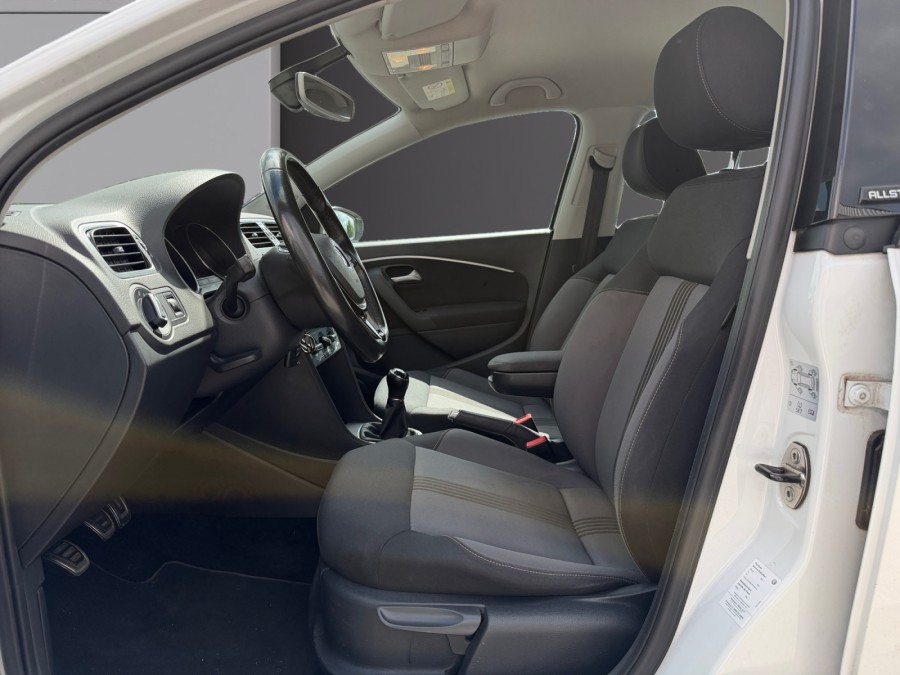 VOLKSWAGEN d'occasion POLO V 1.2 TSI 90 ALLSTAR de 2016 Beaune (21)﻿
