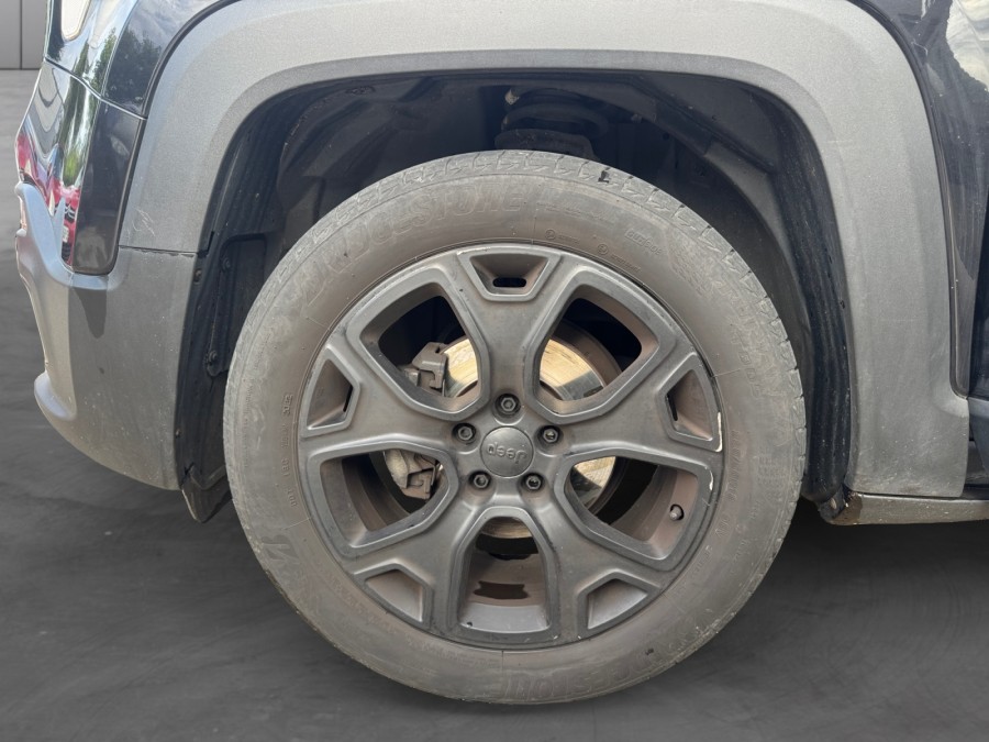 JEEP d'occasion RENEGADE SUV 1.4 LIMITED 140CH de 2015 Méry Sur Oise