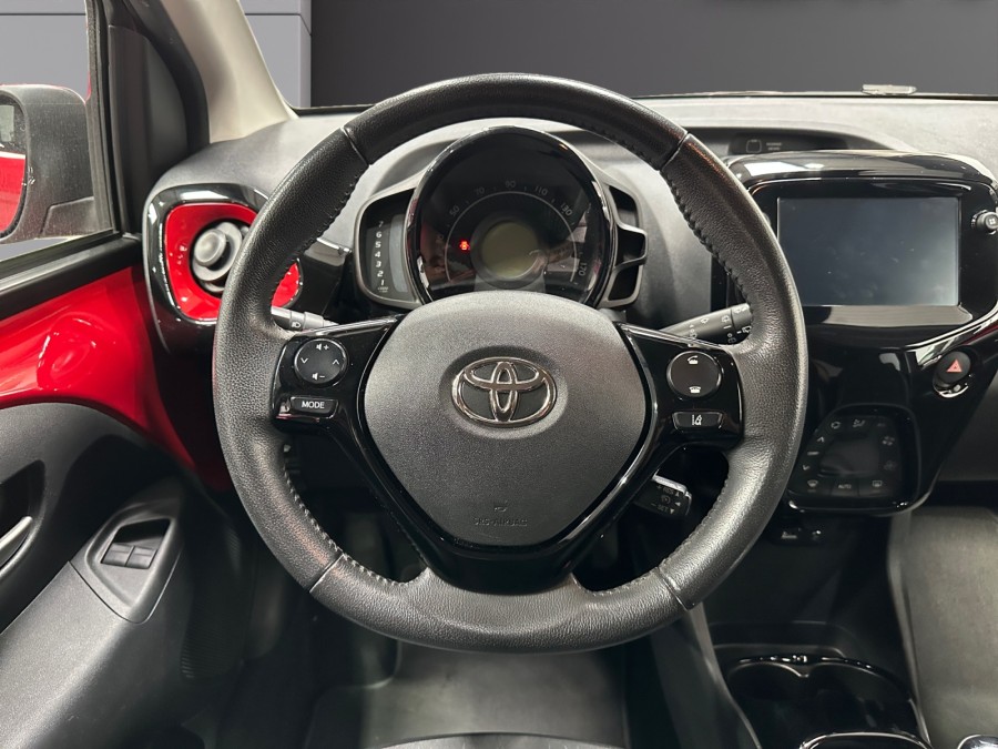 TOYOTA d'occasion AYGO 1.0 VVT-I 72 X-CLUSIV ZEN SERIE de 2021 Lyon
