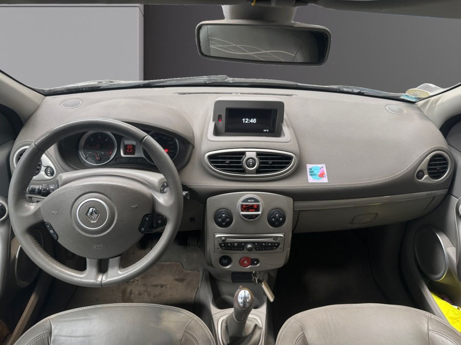 RENAULT d'occasion CLIO III INITIAL 1.5DCI 90 de 2011 Lorient (56)﻿