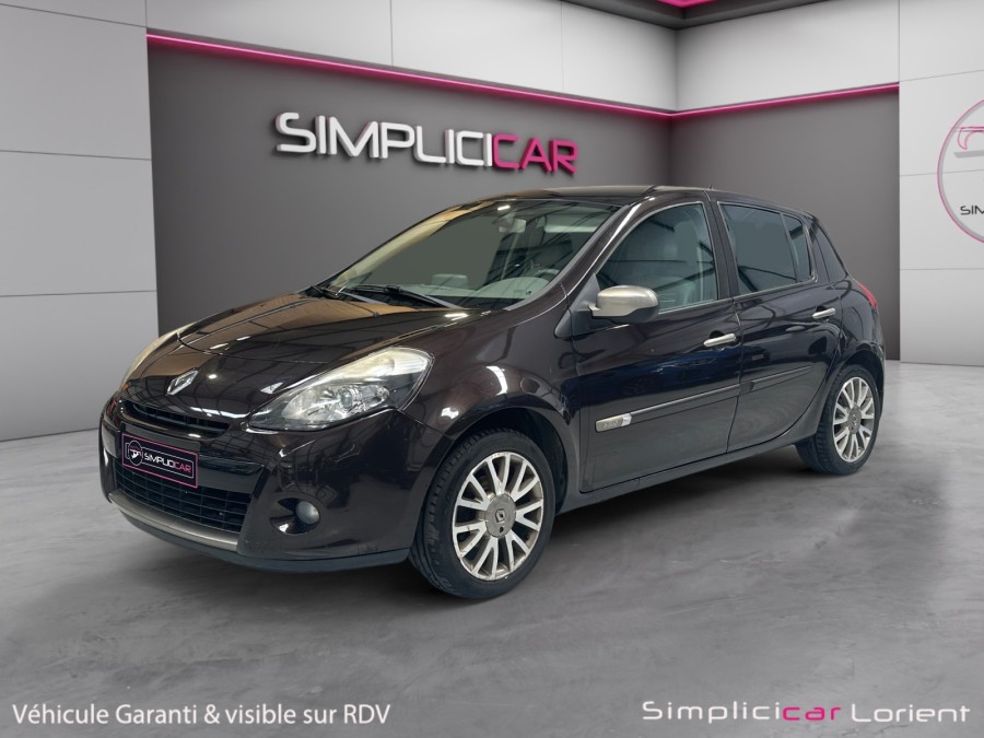 RENAULT d'occasion CLIO III INITIAL 1.5DCI 90 de 2011 Lorient (56)﻿