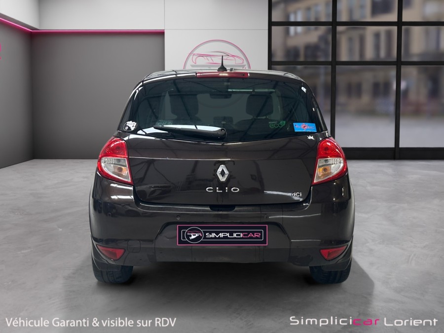 RENAULT d'occasion CLIO III INITIAL 1.5DCI 90 de 2011 Lorient (56)﻿