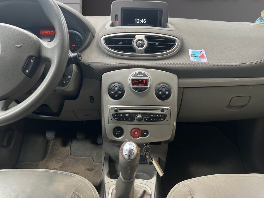 RENAULT d'occasion CLIO III INITIAL 1.5DCI 90 de 2011 Lorient (56)﻿