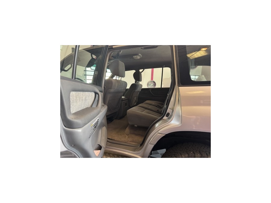 TOYOTA d'occasion LAND CRUISER 100 TD STATION WAGON VX BA de 2002 Aix