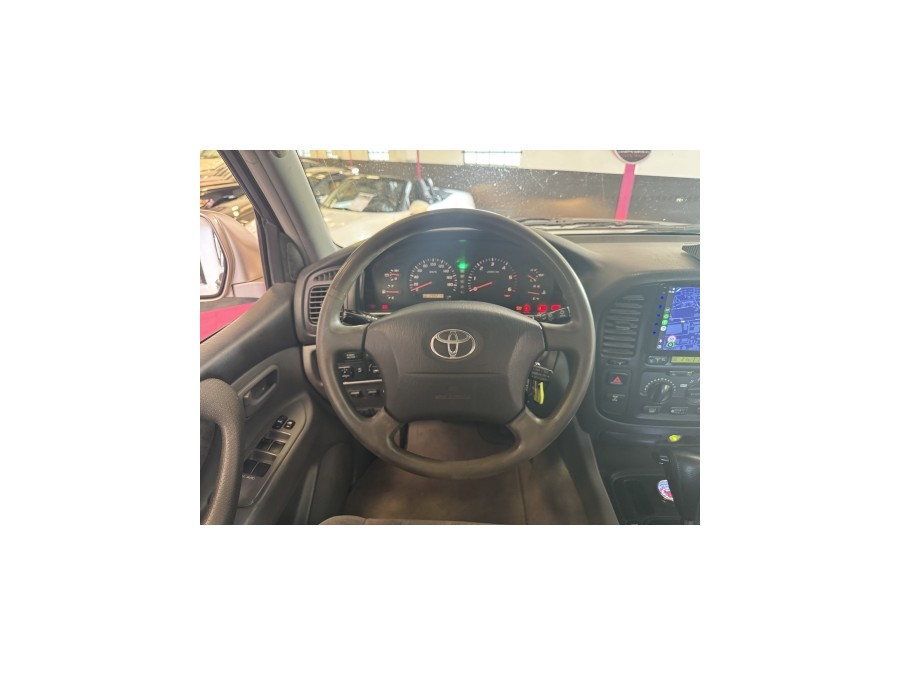 TOYOTA d'occasion LAND CRUISER 100 TD STATION WAGON VX BA de 2002 Aix