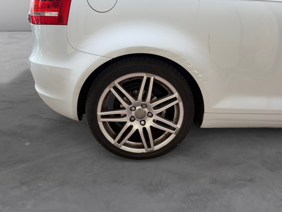 AUDI d'occasion A3 DECAPOTABLE 1.8 TFSI 160 AMBIENTE S TRONIC de 2012