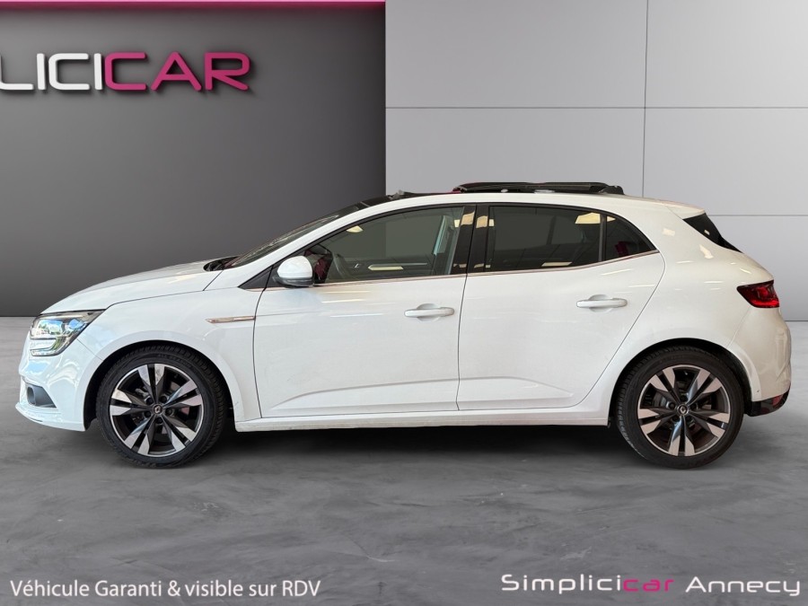 RENAULT d'occasion MEGANE IV BERLINE BICORPS TROIS OU CINQ PORTES 1.3
