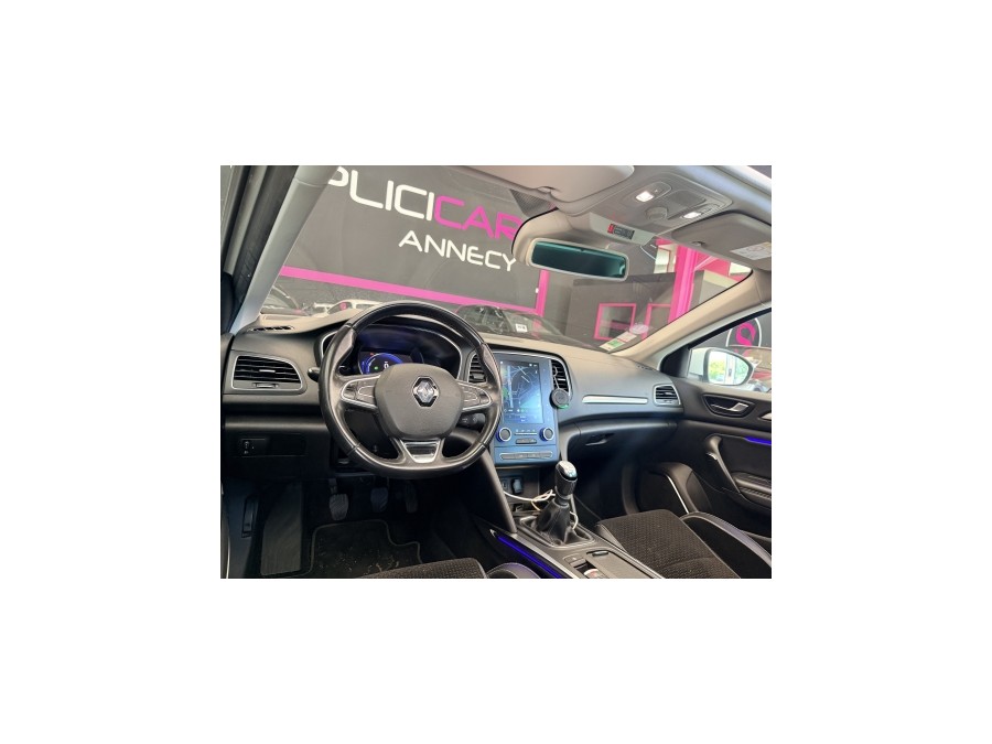 RENAULT d'occasion MEGANE IV BERLINE BICORPS TROIS OU CINQ PORTES 1.3