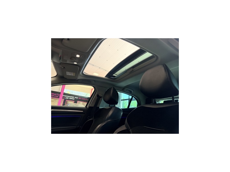 RENAULT d'occasion MEGANE IV BERLINE BICORPS TROIS OU CINQ PORTES 1.3