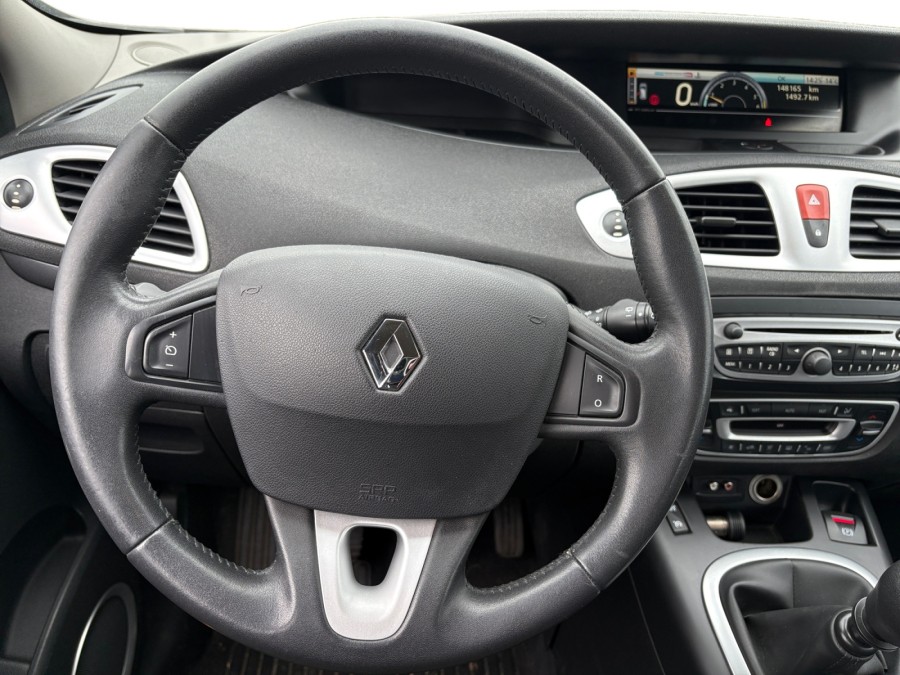 RENAULT d'occasion SCENIC GRAND 1.9 DCI 130 ALYUM 7P de 2010 Orgeval